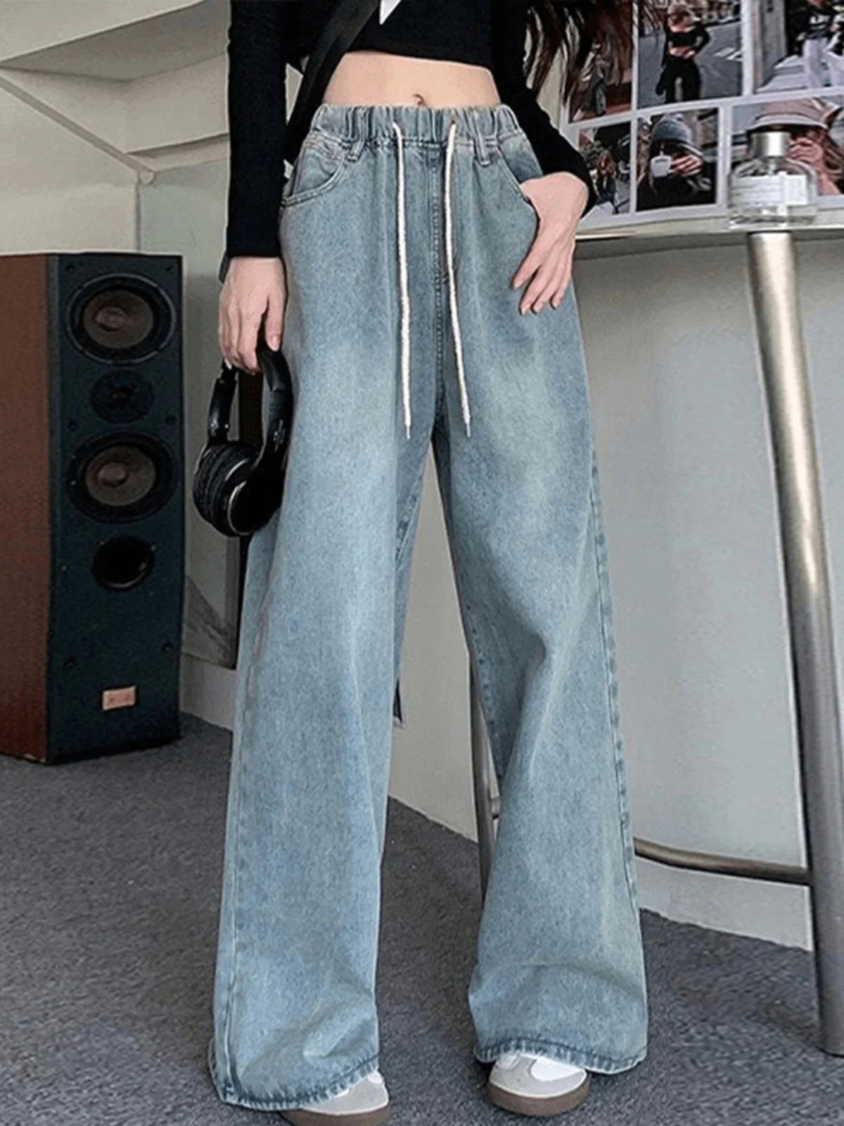 UrbanFlow Wide-Leg Jeans